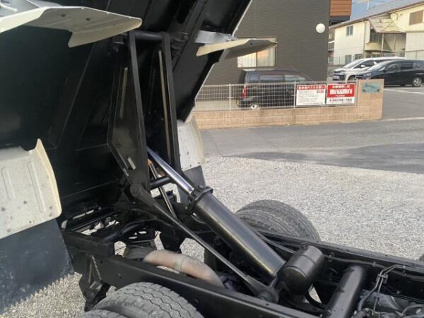 Ref:AUX-18820424 MITSUBISHI FUSO CANTER 2017 - Image 19