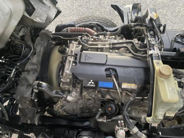 Ref:AUX-18820424 MITSUBISHI FUSO CANTER 2017 - Image 4
