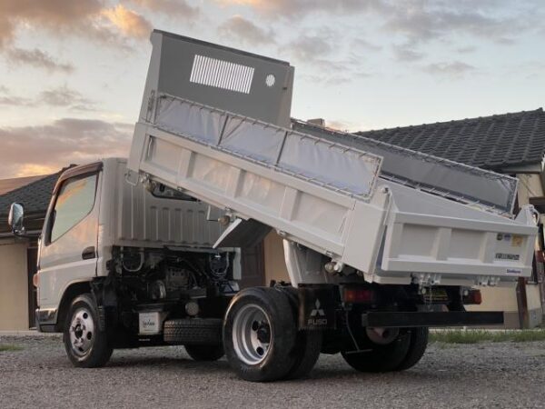 Ref:AUX-18820430 MITSUBISHI FUSO CANTER 2016 - Image 6