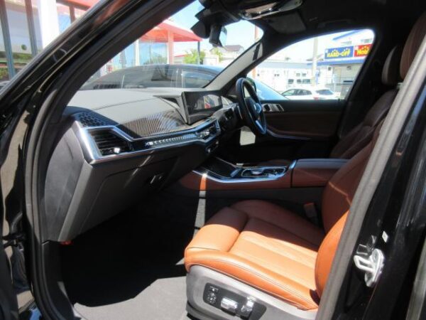 Ref:AUX-18820470 BMW X5 2025 - Image 13