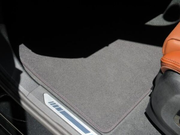 Ref:AUX-18820470 BMW X5 2025 - Image 17