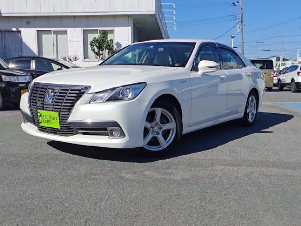 Ref:AUX-18820483 TOYOTA CROWN 2014