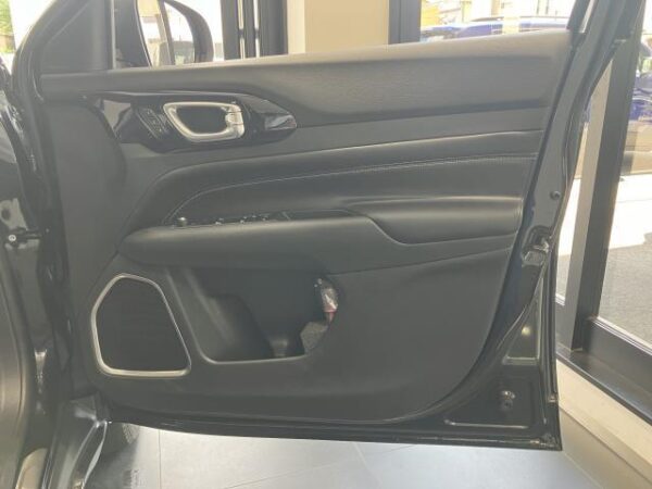 Ref:AUX-18820724 CHRYSLER JEEP JEEP COMMANDER 2025 - Image 12