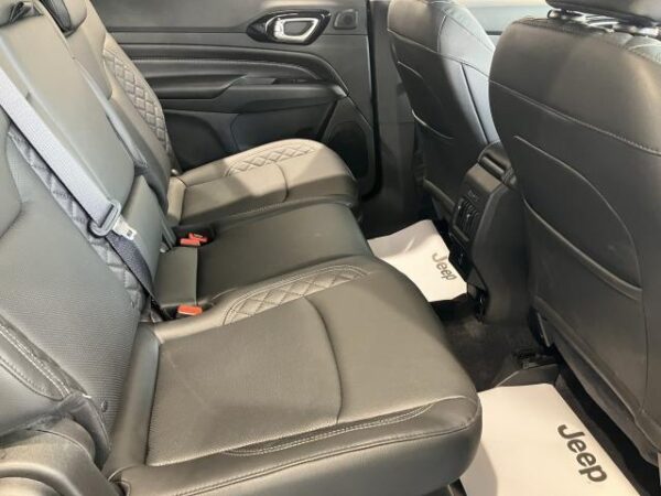 Ref:AUX-18820724 CHRYSLER JEEP JEEP COMMANDER 2025 - Image 14