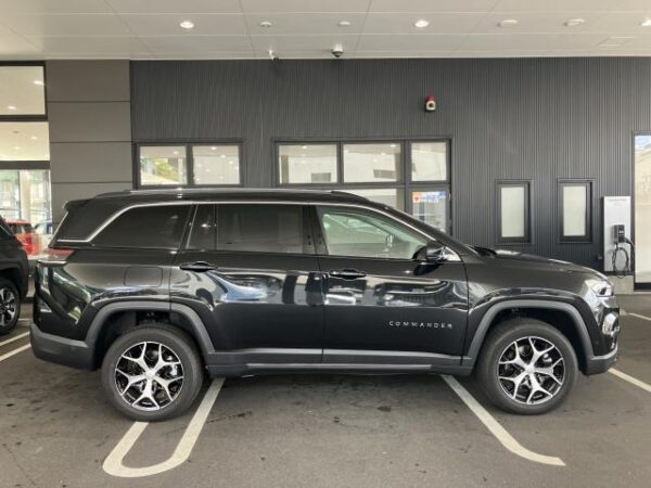 Ref:AUX-18820724 CHRYSLER JEEP JEEP COMMANDER 2025 - Image 3