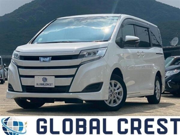 Ref:AUX-18820813 TOYOTA NOAH 2022