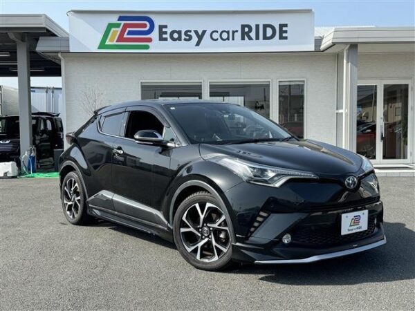 Ref:AUX-18820822 TOYOTA C-HR 2017