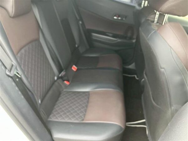 Ref:AUX-18820824 TOYOTA C-HR 2018 - Image 17