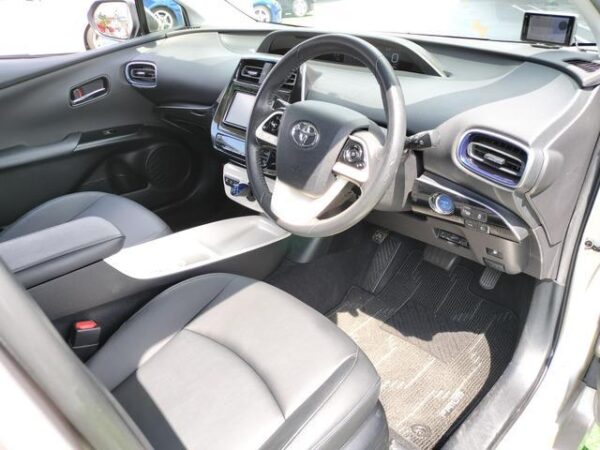 Ref:AUX-18832257 TOYOTA PRIUS 2016 - Image 12