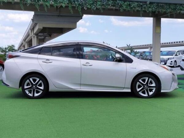 Ref:AUX-18832257 TOYOTA PRIUS 2016 - Image 18