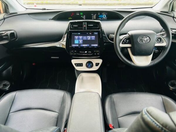 Ref:AUX-18842688 TOYOTA PRIUS 2017 - Image 4