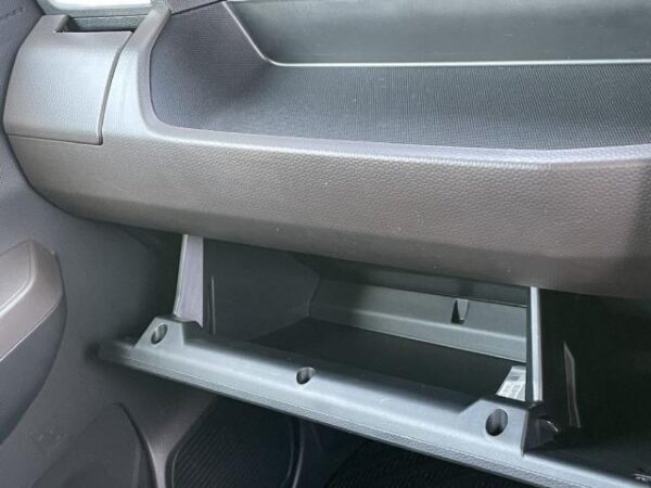 Ref:AUX-18850127 TOYOTA ROOMY 2021 - Image 17
