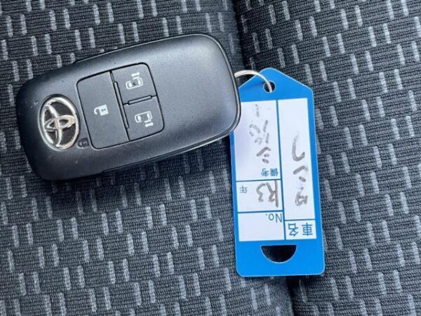 Ref:AUX-18850127 TOYOTA ROOMY 2021 - Image 9