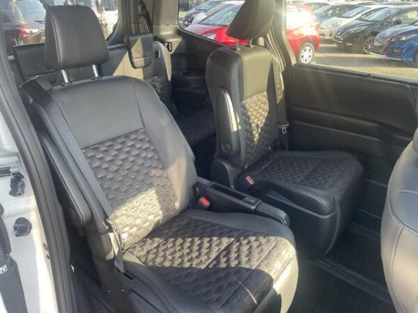 Ref:AUX-18850190 TOYOTA VOXY 2023 - Image 6