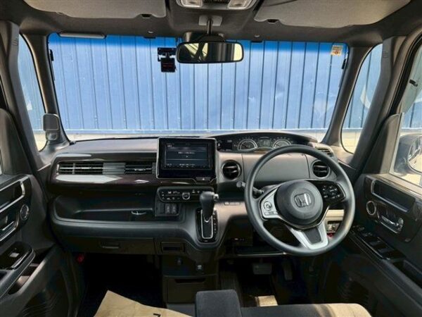 Ref:AUX-18850218 HONDA N-BOX CUSTOM 2018 - Image 3
