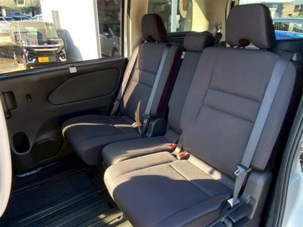 Ref:AUX-18850220 NISSAN SERENA 2018 - Image 13