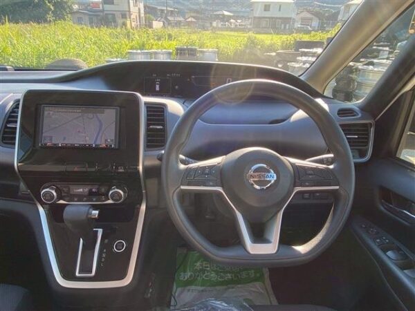 Ref:AUX-18850220 NISSAN SERENA 2018 - Image 18