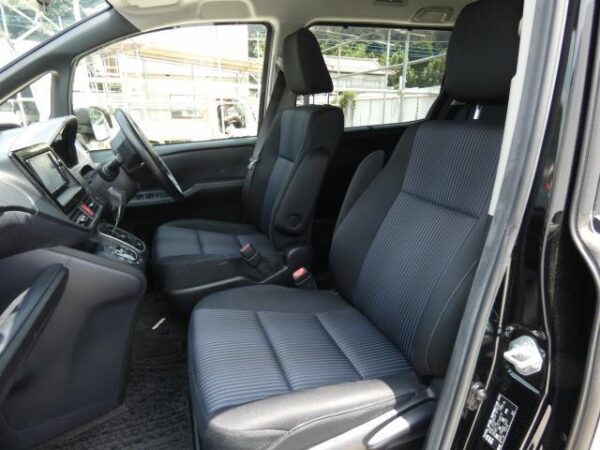 Ref:AUX-18857169 TOYOTA VOXY 2014 - Image 6