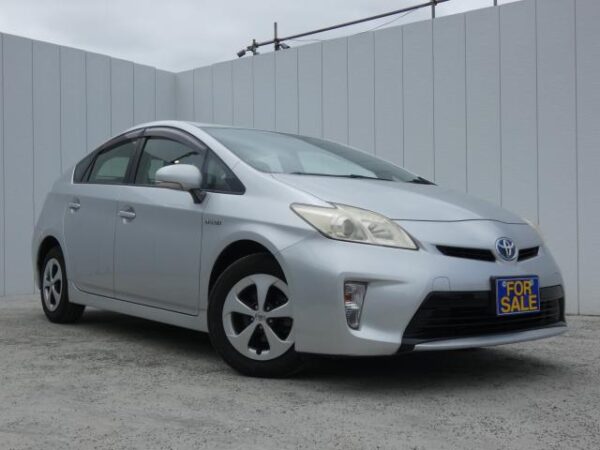 Ref:AUX-18860382 TOYOTA PRIUS 2013