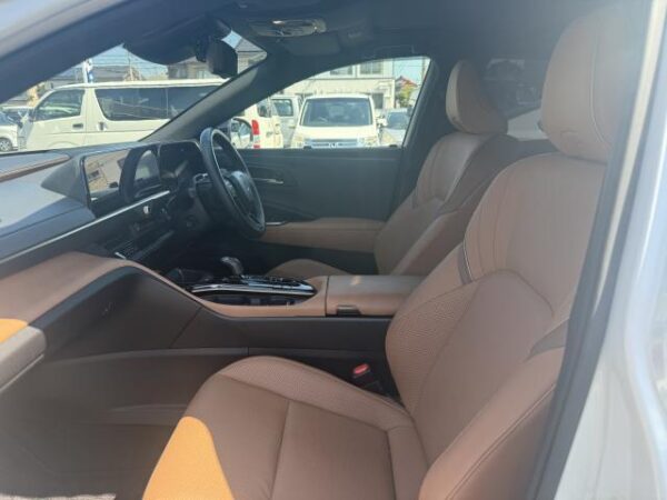 Ref:AUX-18860805 TOYOTA CROWN SPORT 2024 - Image 6