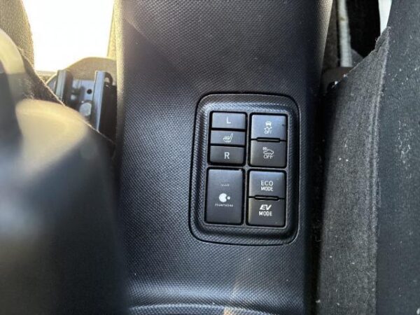 Ref:AUX-18864257 TOYOTA AQUA 2016 - Image 18