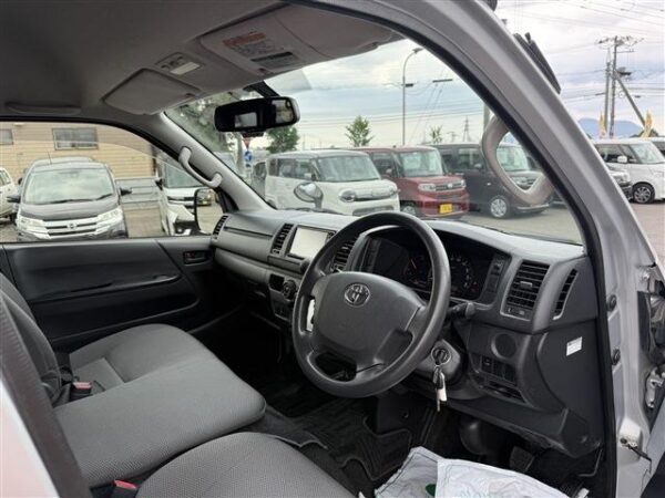 Ref:AUX-18864598 TOYOTA REGIUS ACE VAN 2017 - Image 12