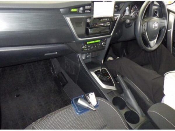 Ref:AUX-18871038 TOYOTA AURIS 2015 - Image 9