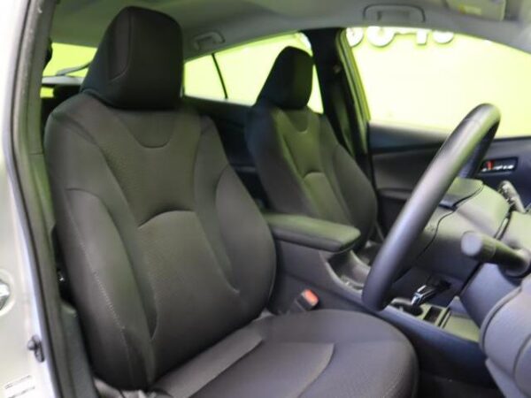 Ref:AUX-18871223 TOYOTA PRIUS 2020 - Image 11