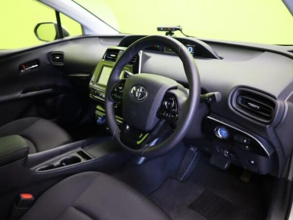 Ref:AUX-18871223 TOYOTA PRIUS 2020 - Image 10
