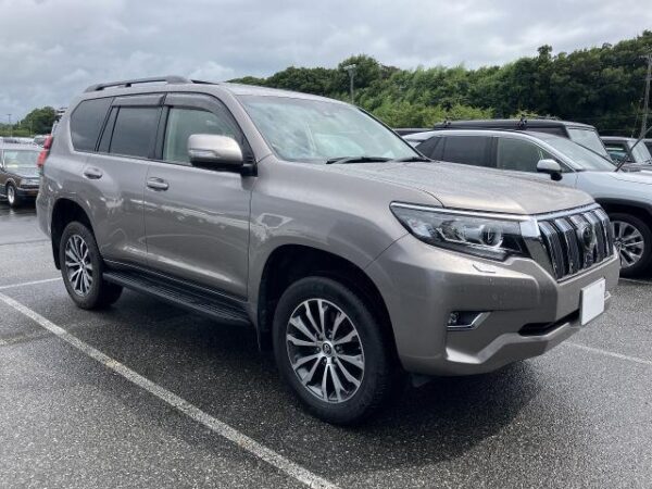 Ref:AUX-18876396 TOYOTA LAND CRUISER PRADO 2021