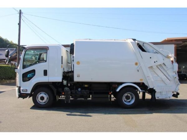 Ref:AUX-18880064 ISUZU FORWARD 2016 - Image 4
