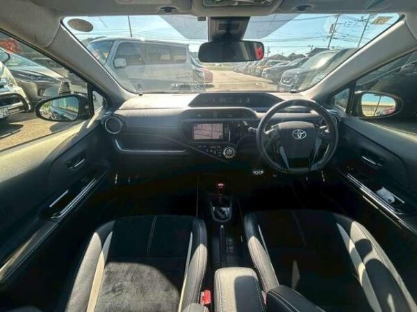 Ref:AUX-18888929 TOYOTA AQUA 2016 - Image 3