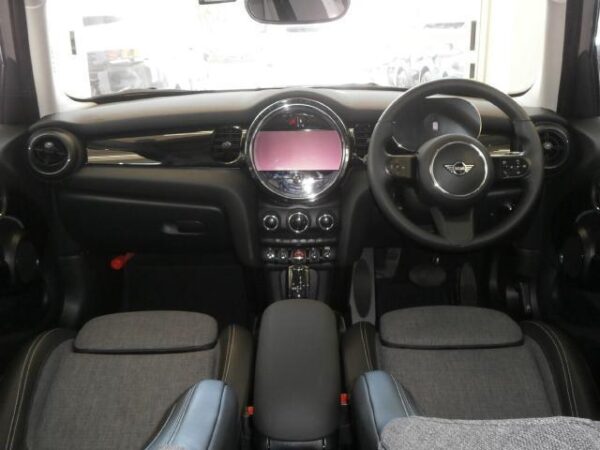 Ref:AUX-18890328 MINI MINI 2021 - Image 5