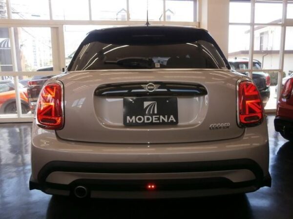 Ref:AUX-18890328 MINI MINI 2021 - Image 9