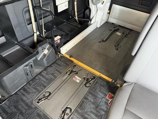 Ref:AUX-18905651 TOYOTA HIACE VAN 2019 - Image 6