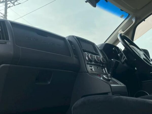 Ref:AUX-18905773 MITSUBISHI DELICA D:5 2007 - Image 16