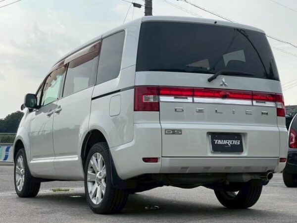 Ref:AUX-18905773 MITSUBISHI DELICA D:5 2007 - Image 7