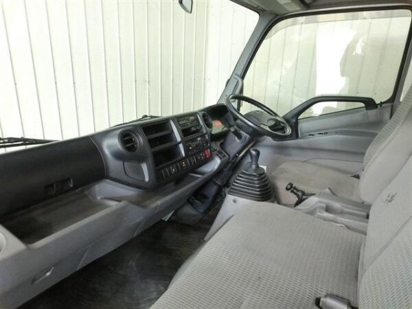 Ref:AUX-18909289 HINO DUTRO 2019 - Image 3