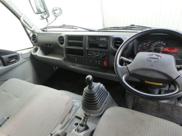 Ref:AUX-18909289 HINO DUTRO 2019 - Image 4