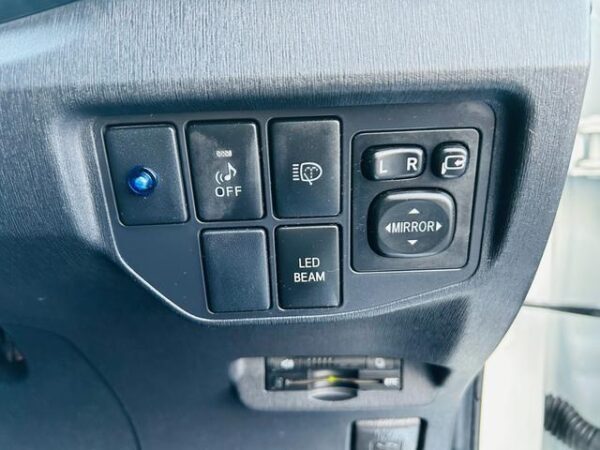 Ref:AUX-18916079 TOYOTA PRIUS 2014 - Image 11