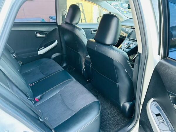 Ref:AUX-18916079 TOYOTA PRIUS 2014 - Image 18