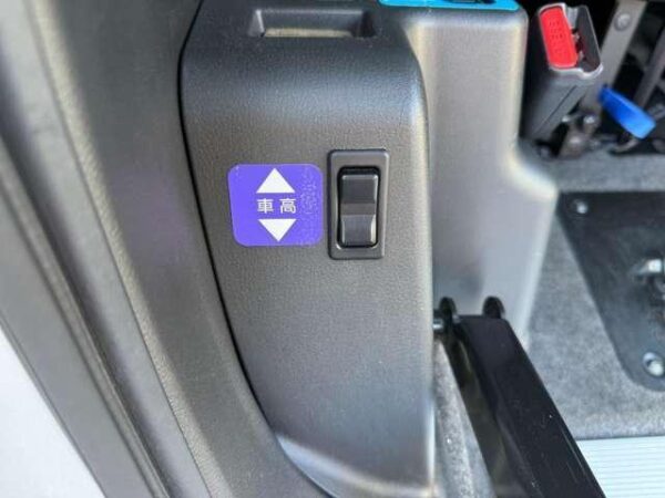 Ref:AUX-18918311 NISSAN SERENA 2020 - Image 12