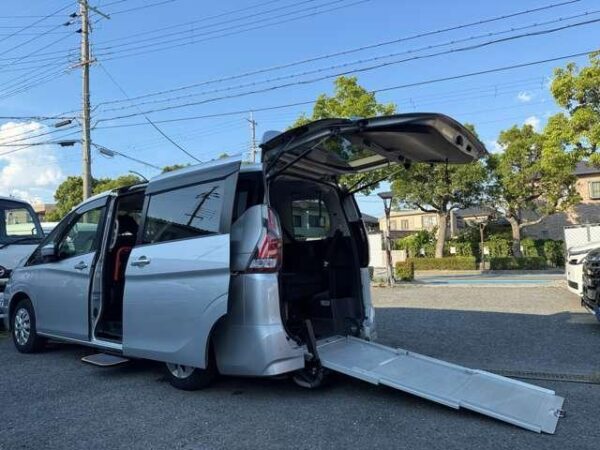 Ref:AUX-18918311 NISSAN SERENA 2020