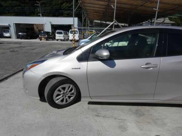 Ref:AUX-18926685 TOYOTA PRIUS 2016 - Image 12
