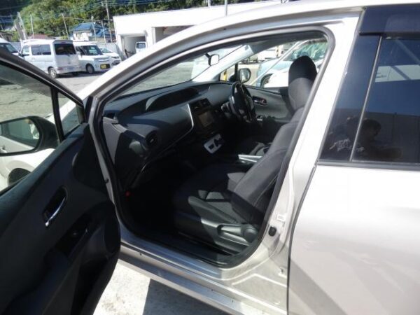 Ref:AUX-18926685 TOYOTA PRIUS 2016 - Image 13