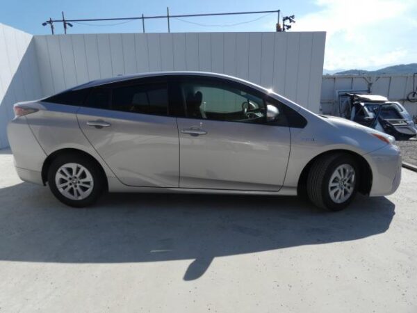 Ref:AUX-18926685 TOYOTA PRIUS 2016 - Image 10