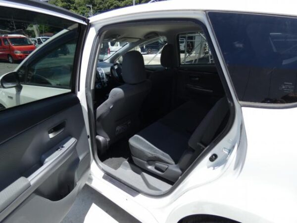 Ref:AUX-18926691 TOYOTA PRIUS ALPHA 2013 - Image 14