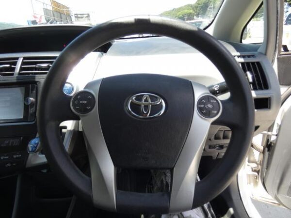 Ref:AUX-18926691 TOYOTA PRIUS ALPHA 2013 - Image 19