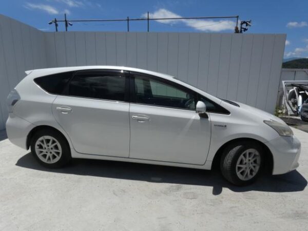 Ref:AUX-18926691 TOYOTA PRIUS ALPHA 2013 - Image 10