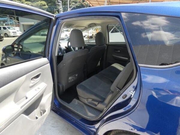 Ref:AUX-18926700 TOYOTA PRIUS ALPHA 2013 - Image 14
